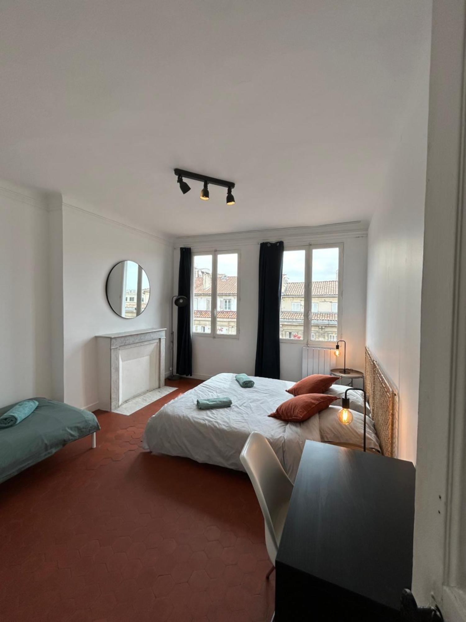 Mai Homes - Le Colbert Марсель Экстерьер фото